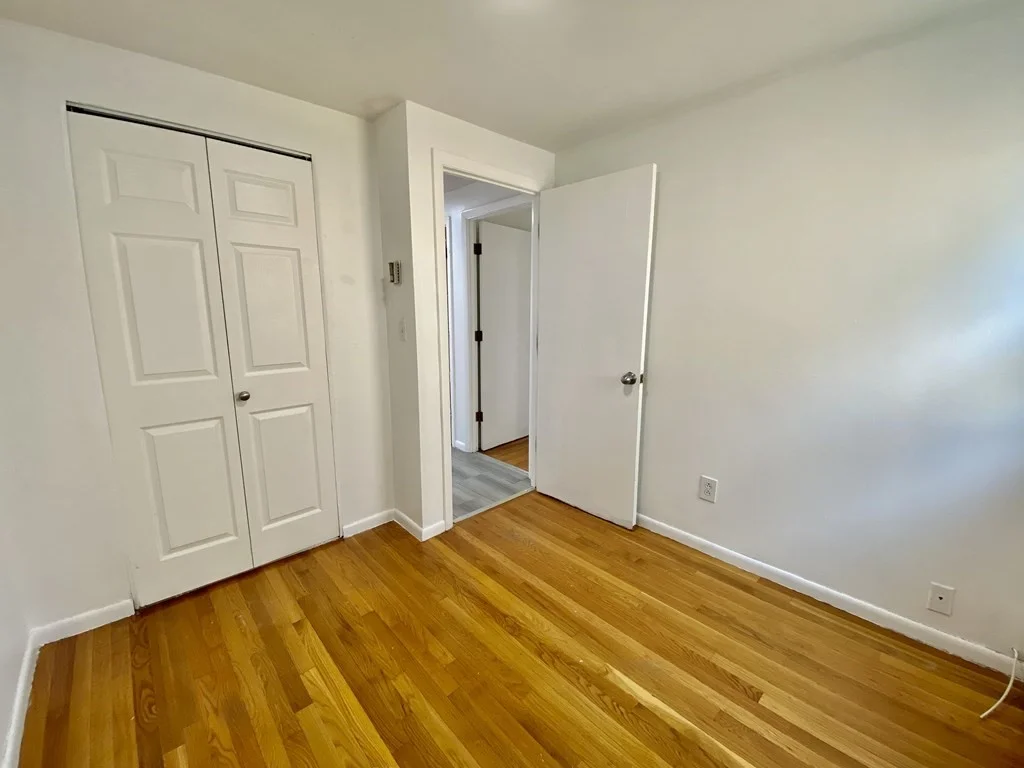 3 bed, 1 bath apartment for rent at 95 Metropolitan Ave Unit 3, Roslindale — photo 12 of 17