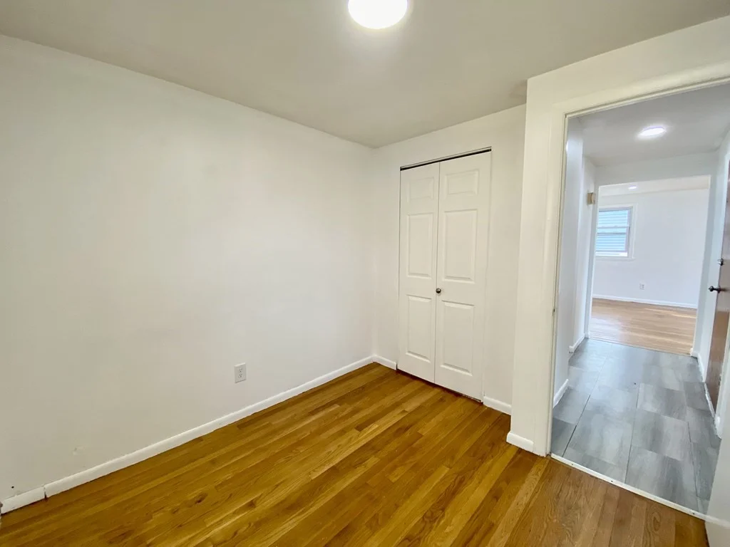 3 bed, 1 bath apartment for rent at 95 Metropolitan Ave Unit 3, Roslindale — photo 13 of 17