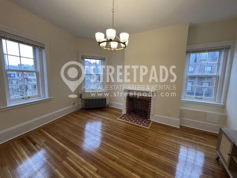 1 bed, 1 bath apartment for rent at 95 Mount Vernon St Unit 52, Beacon Hill — photo 2 of 19