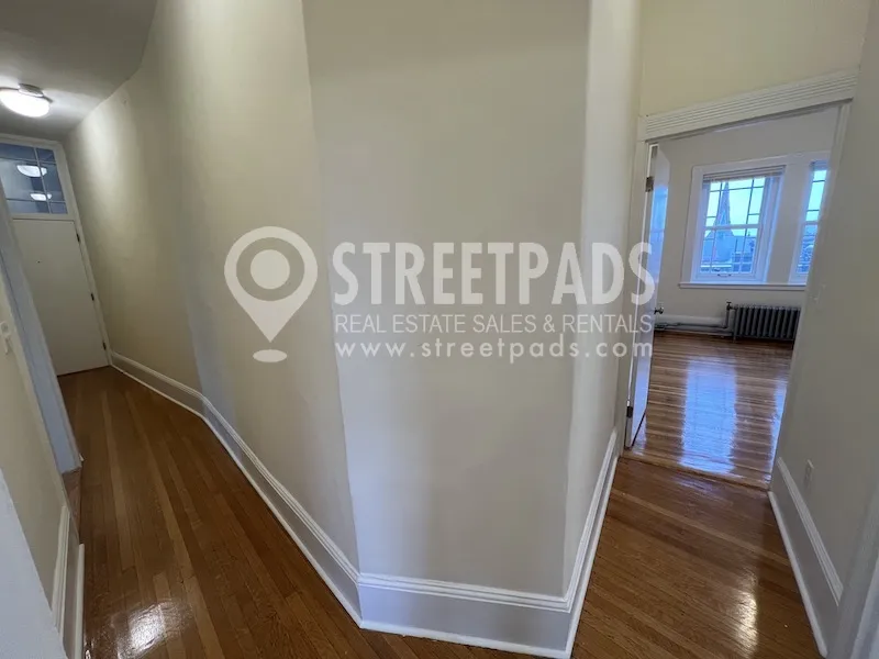 1 bed, 1 bath apartment for rent at 95 Mount Vernon St Unit 52, Beacon Hill — photo 6 of 19