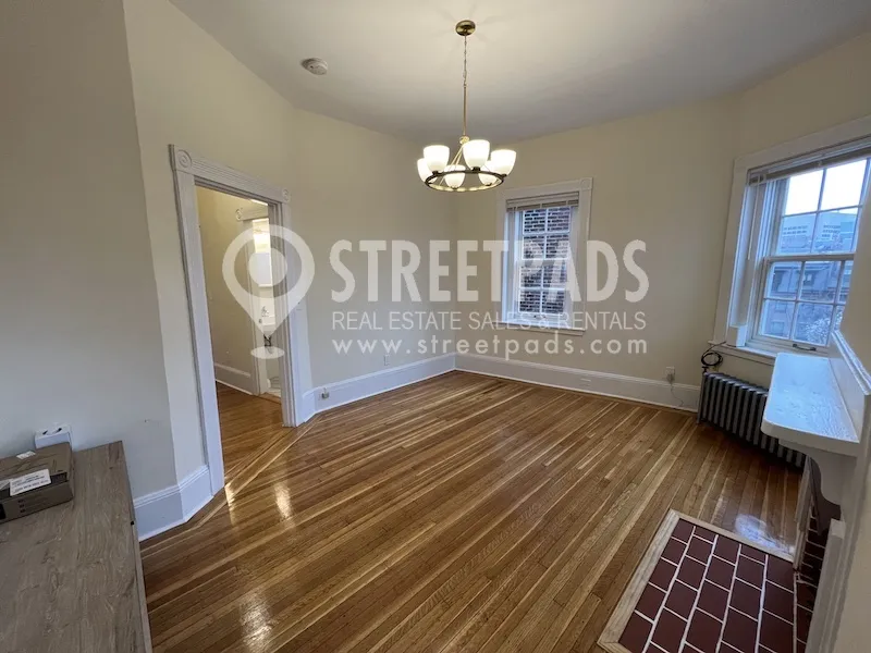 1 bed, 1 bath apartment for rent at 95 Mount Vernon St Unit 52, Beacon Hill — photo 3 of 19