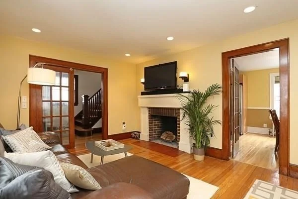 3 bed, 1 bath apartment for rent at 95 Murdock St Unit 95, Brighton — photo 6 of 13