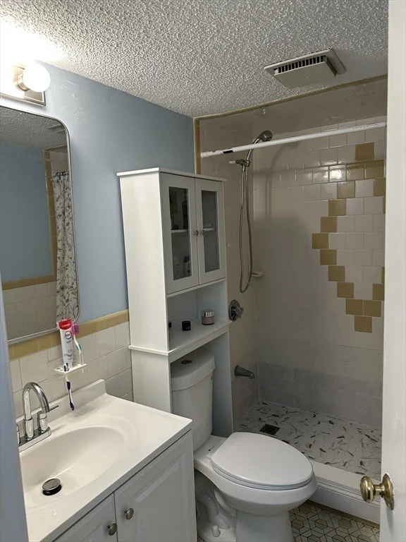 1 bed, 1 bath apartment for rent at 95 Nahant St Unit 12, Diamond District — photo 12 of 27