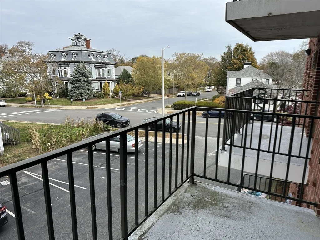 1 bed, 1 bath apartment for rent at 95 Nahant St Unit 12, Diamond District — photo 24 of 27