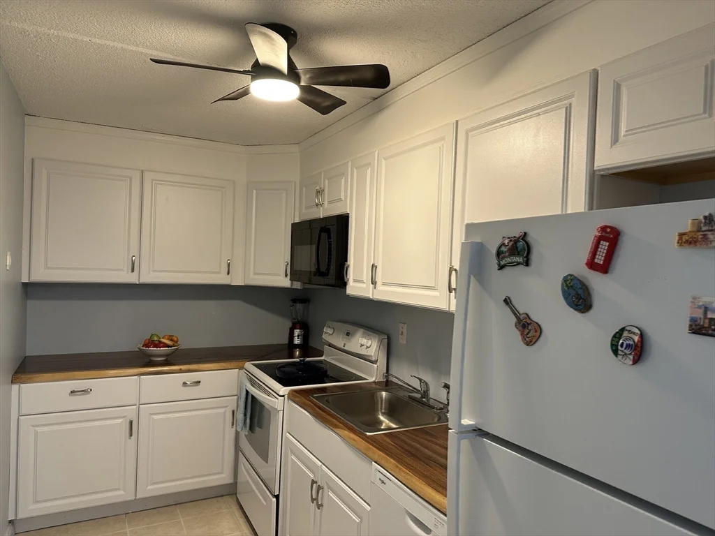 1 bed, 1 bath apartment for rent at 95 Nahant St Unit 12, Diamond District — photo 23 of 27