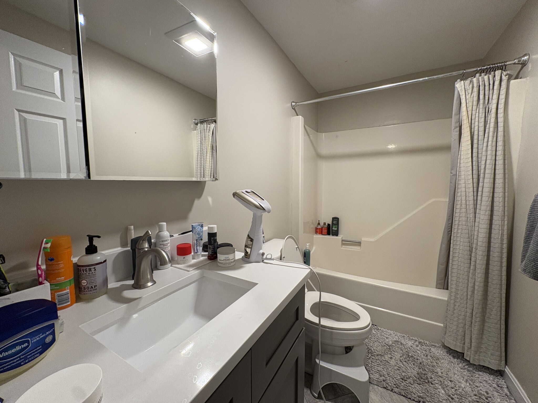 1 bed, 1 bath apartment for rent at 95 Nottinghill Rd Unit 2, Brighton — photo 3 of 9