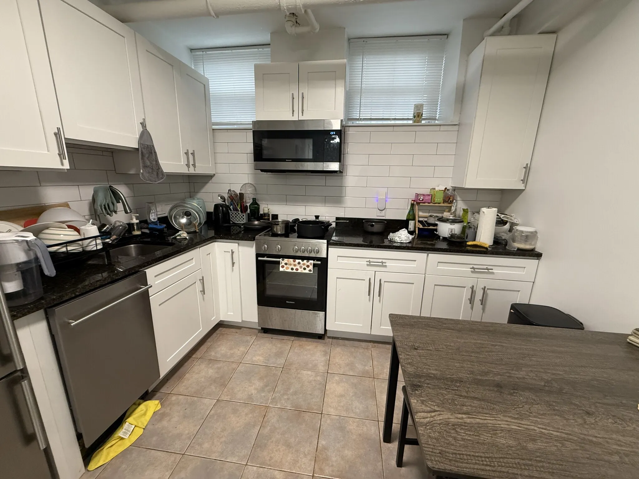 2 bed, 1 bath apartment for rent at 95 Park Dr Unit 25, Fenway — photo 3 of 13