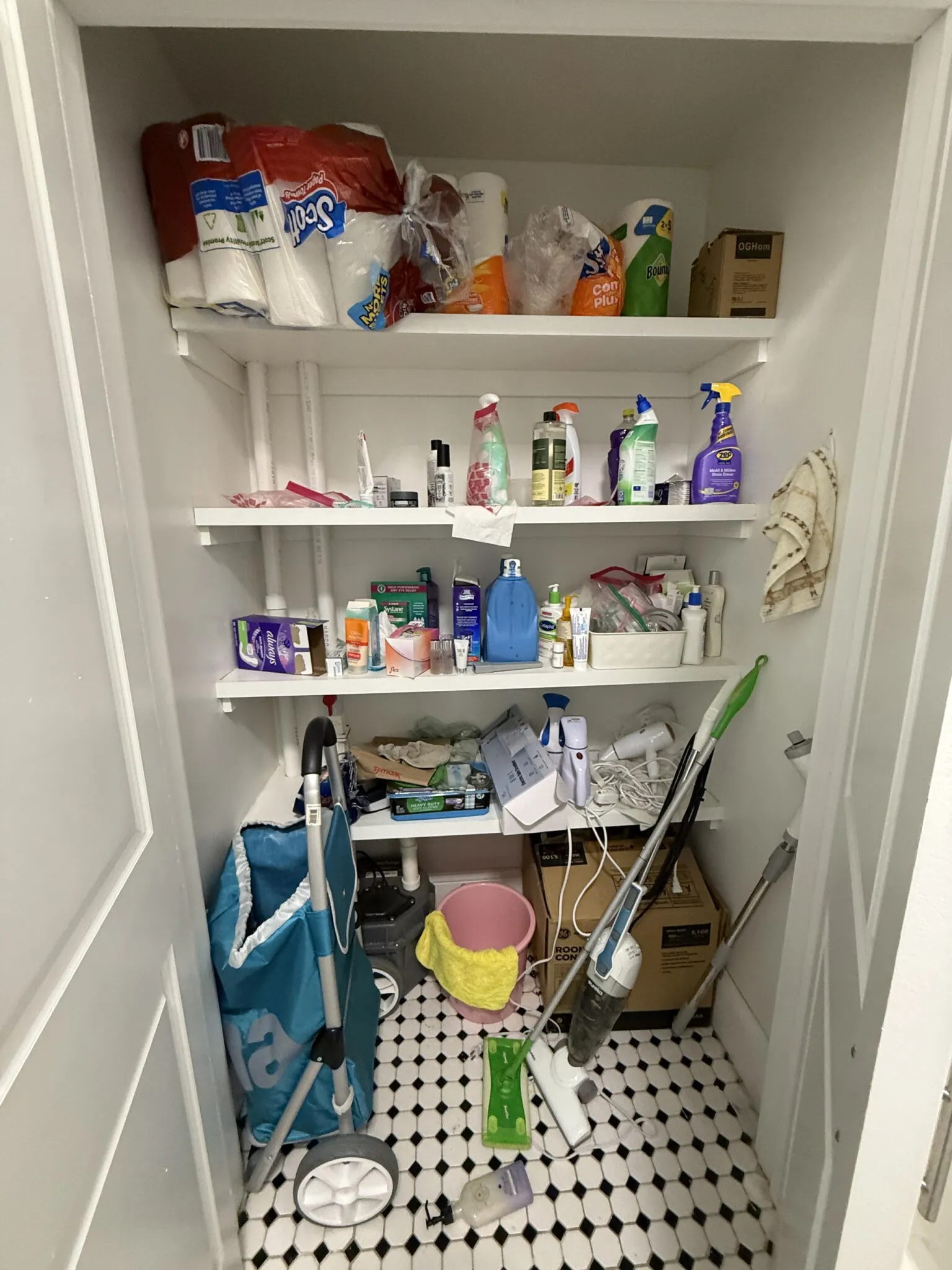 2 bed, 1 bath apartment for rent at 95 Park Dr Unit 25, Fenway — photo 11 of 13