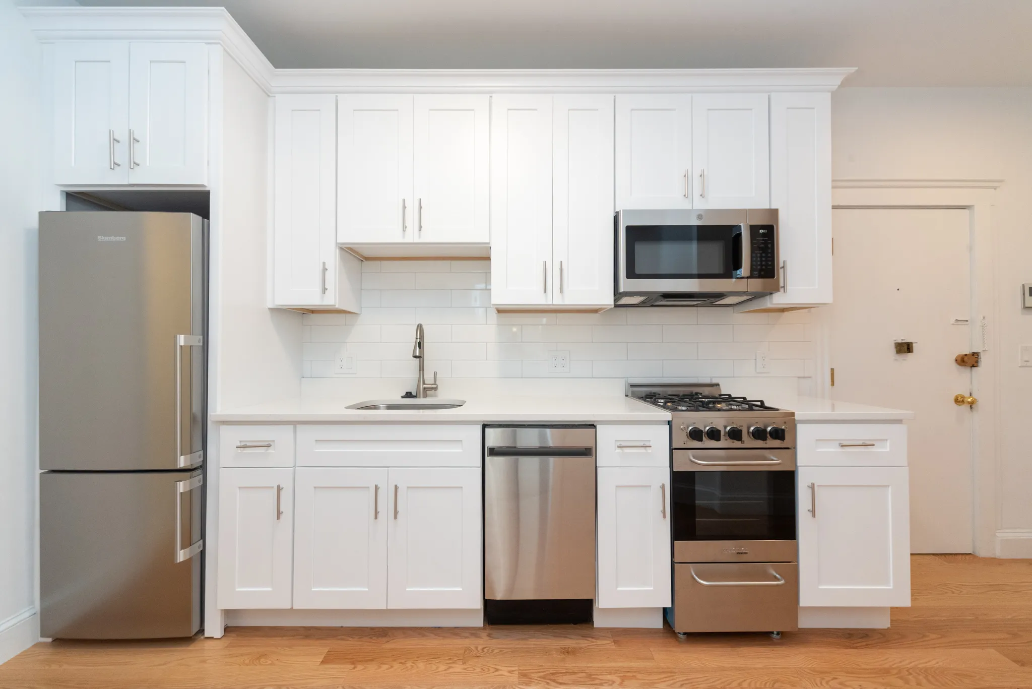2 bed, 1.5 bath apartment for rent at 95 Park Dr Unit 6, Fenway