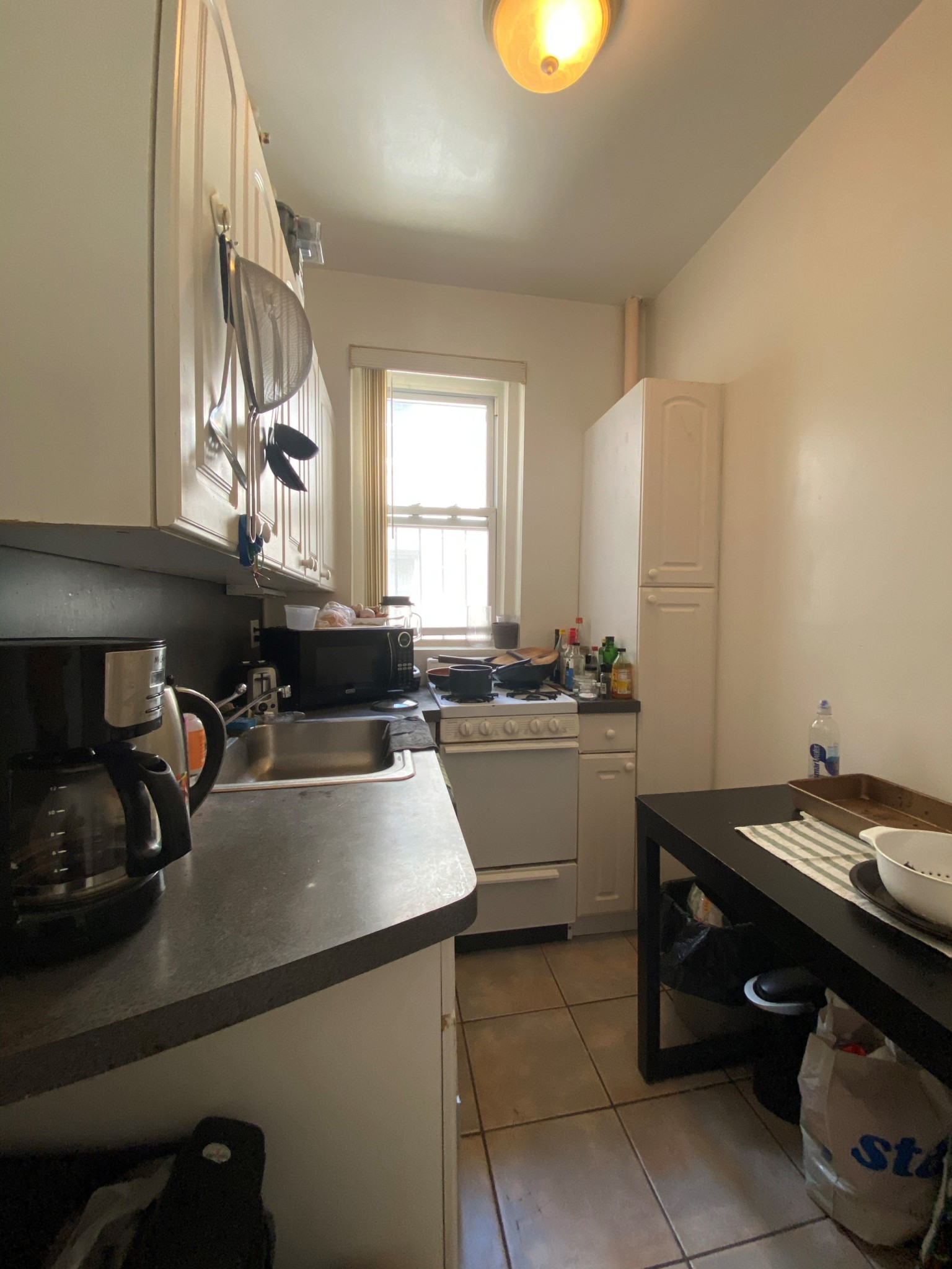1 split bed, 1 bath apartment for rent at 95 Park Dr Unit 8, Fenway — photo 3 of 7