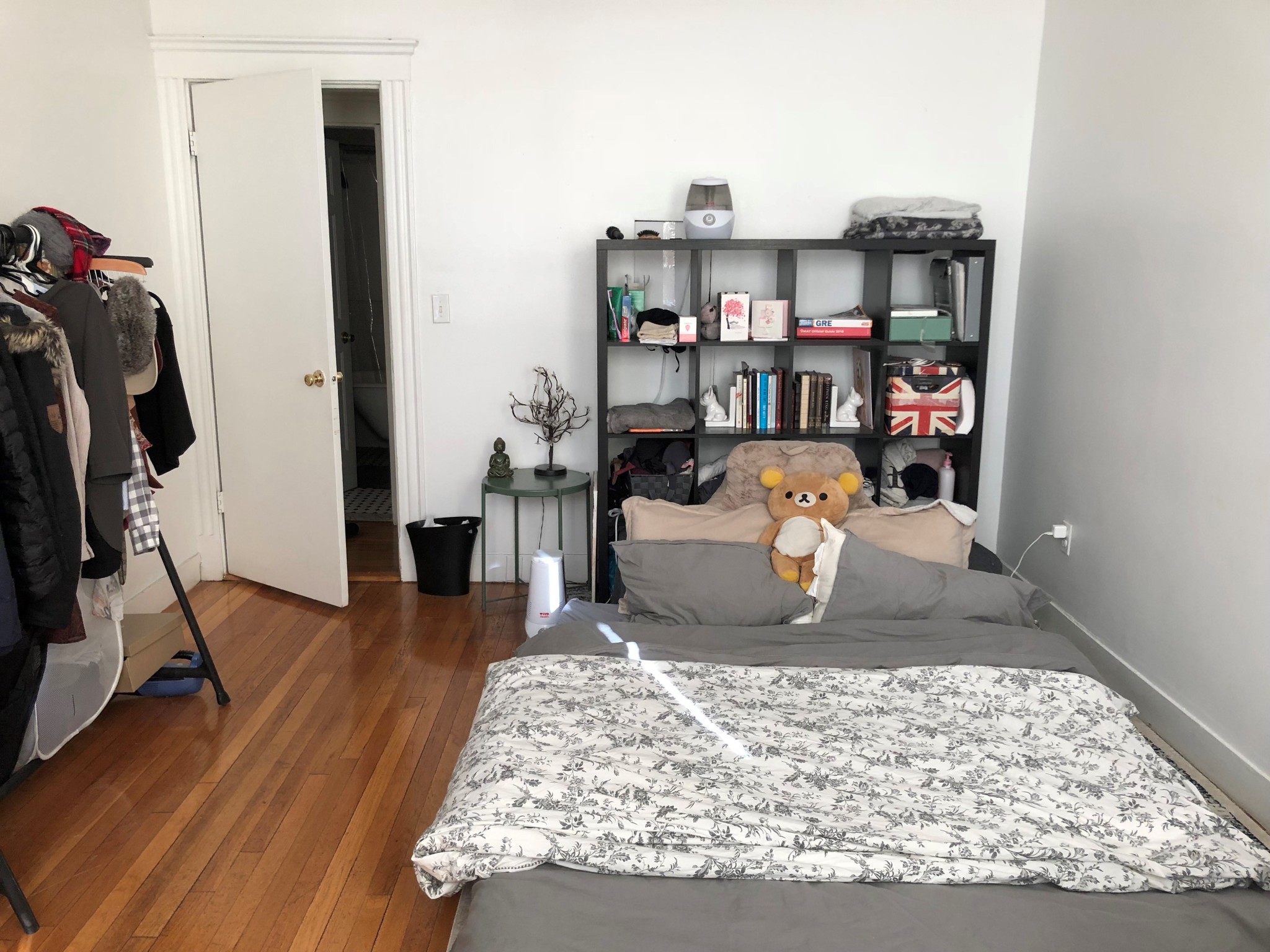 1 split bed, 1 bath apartment for rent at 95 Park Dr Unit 8, Fenway — photo 6 of 7