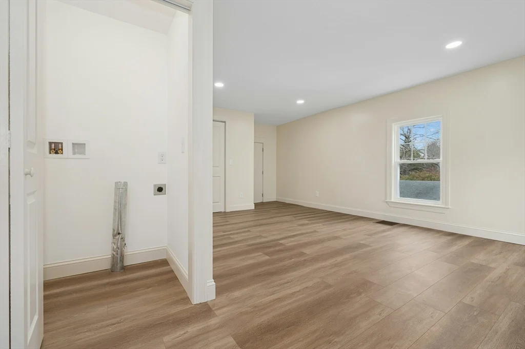 1 bed, 1 bath apartment for rent at 95 S Main St Unit 2, North Brookfield — photo 7 of 14
