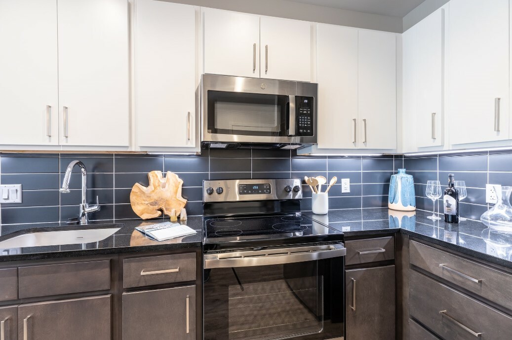 Studio bed, 1 bath apartment for rent at 95 Saint Alphonsus St Unit 221, Mission Hill
