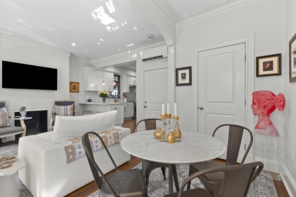 1 bed, 1 bath apartment for rent at 95 Saint Botolph Unit 2, Back Bay — photo 10 of 39