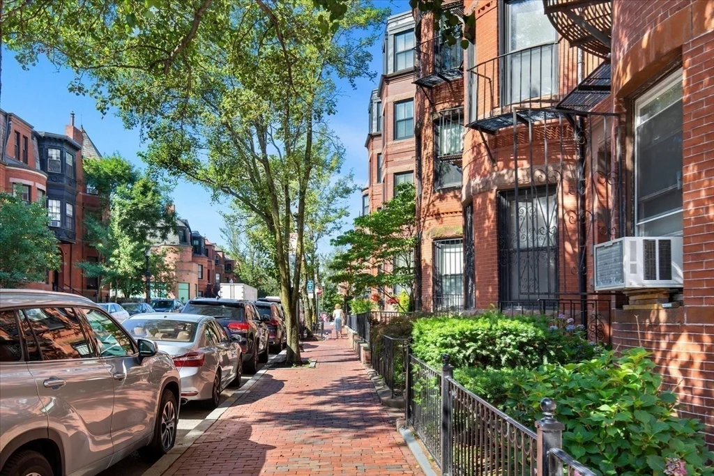 1 bed, 1 bath apartment for rent at 95 Saint Botolph Unit 2, Back Bay — photo 31 of 39