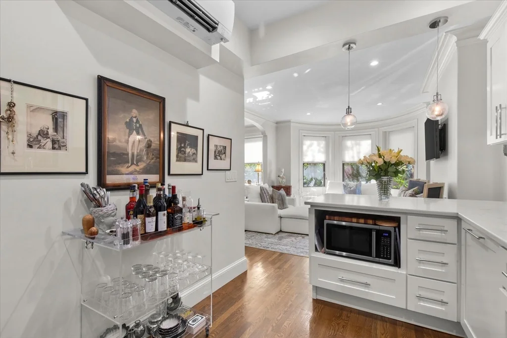 1 bed, 1 bath apartment for rent at 95 Saint Botolph Unit 3, Back Bay — photo 14 of 40