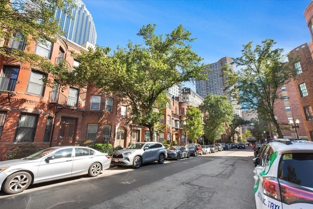 1 bed, 1 bath apartment for rent at 95 Saint Botolph Unit 3, Back Bay — photo 36 of 40