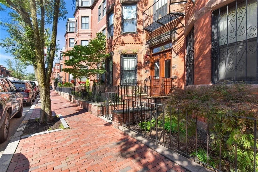 1 bed, 1 bath apartment for rent at 95 Saint Botolph Unit 3, Back Bay — photo 34 of 40