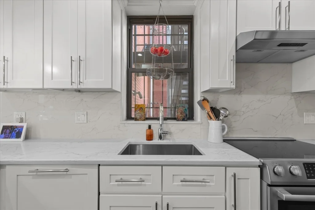 1 bed, 1 bath apartment for rent at 95 Saint Botolph Unit 3, Back Bay — photo 17 of 40