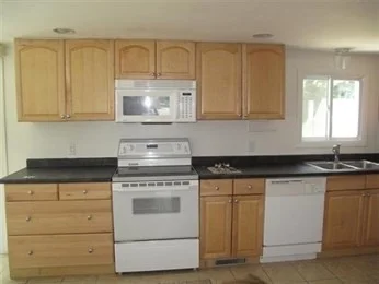 3 bed, 1 bath apartment for rent at 95 South Unit 1, Avon — photo 6 of 13