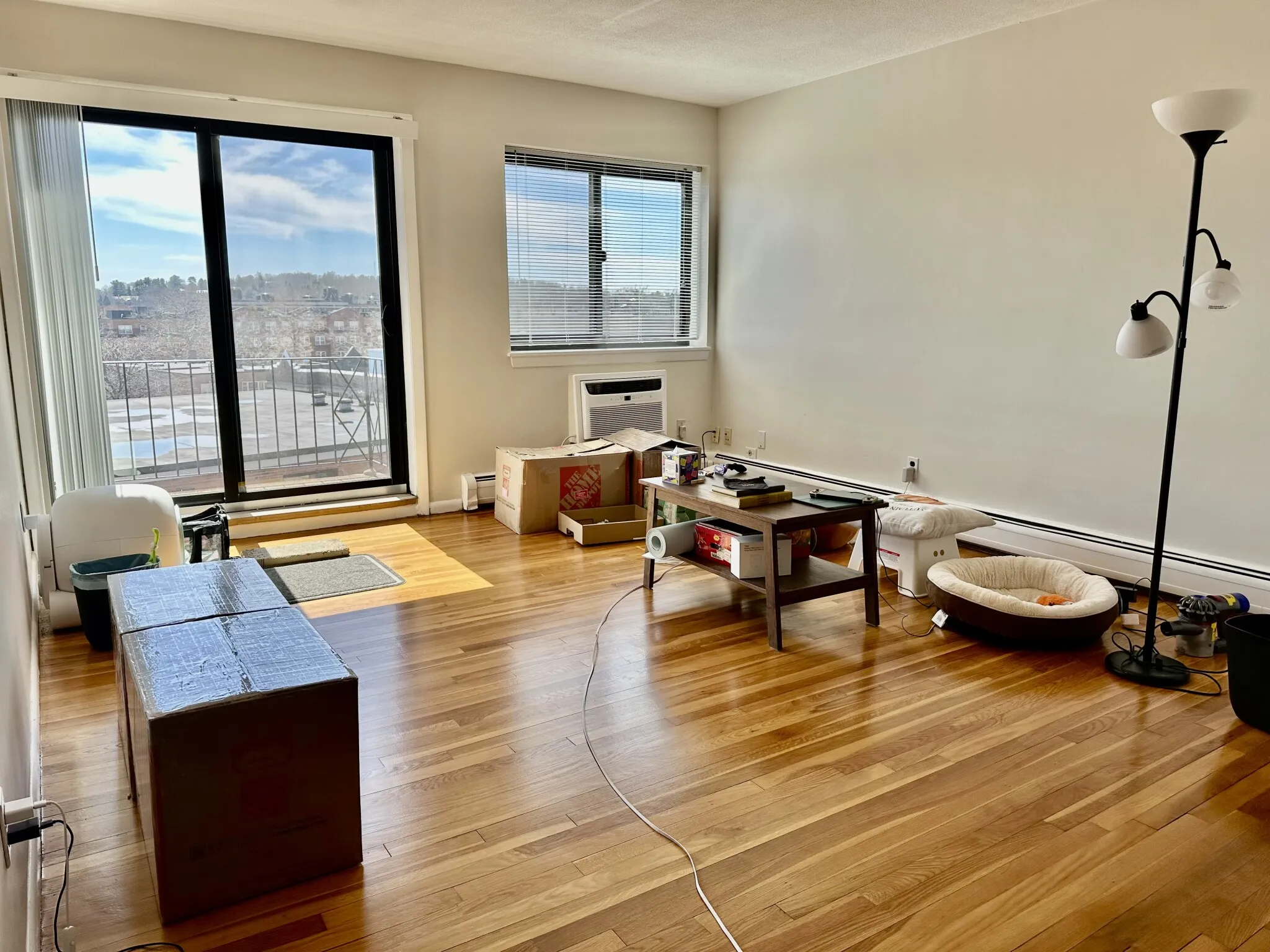 2 bed, 1 bath apartment for rent at 95 Sutherland Rd Unit 4C, Brighton — photo 9 of 28