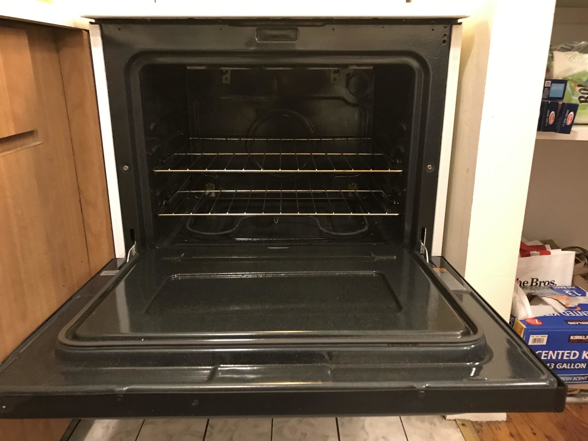 2 bed, 1 bath apartment for rent at 95 Sutherland Unit 2B, Brighton — photo 6 of 9