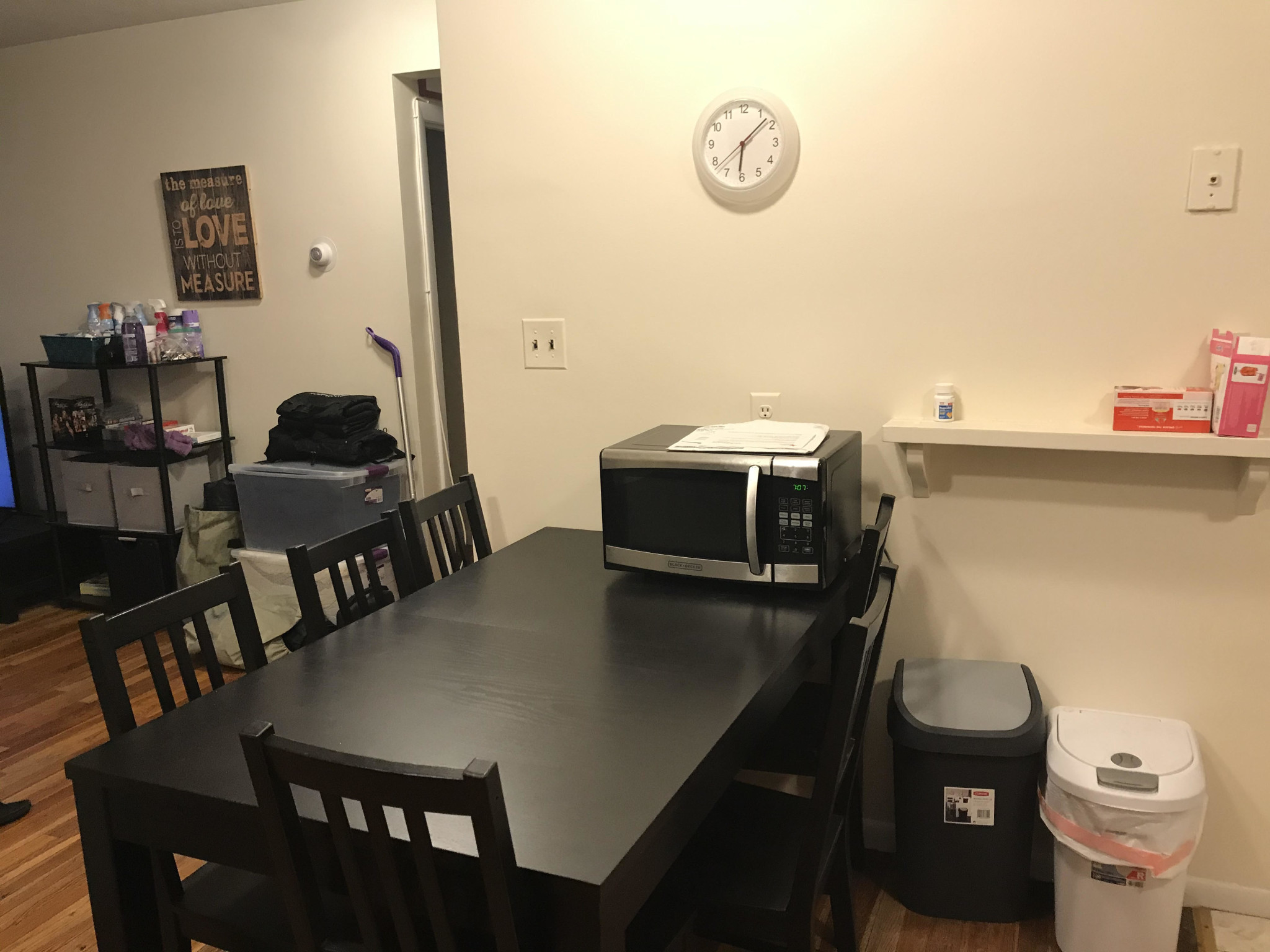 2 bed, 1 bath apartment for rent at 95 Sutherland Unit 2B, Brighton — photo 2 of 9