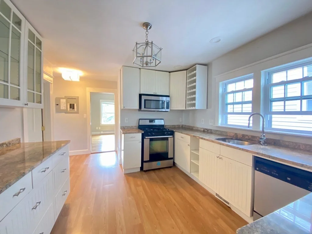 3 bed, 1 bath apartment for rent at 95 Temple St Unit 2, Somerville — photo 4 of 8