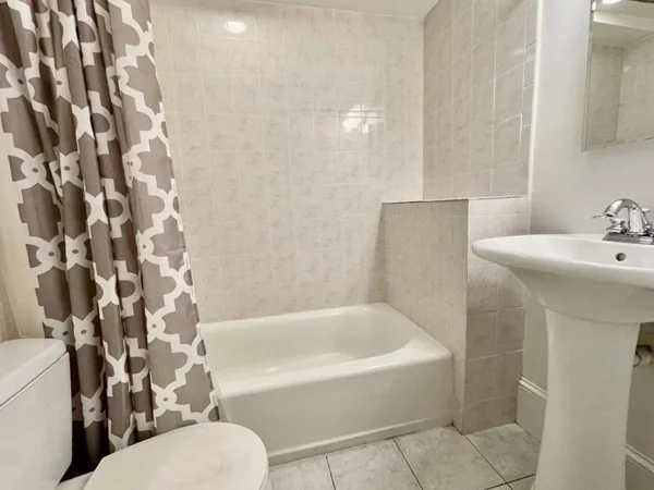 2 bed, 2 bath apartment for rent at 95 West Cedar St Unit 1, Beacon Hill — photo 20 of 21