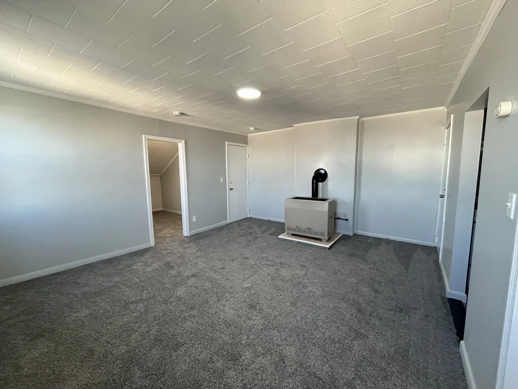 1 bed, 1 bath apartment for rent at 95 Wade St Unit 4F, Fall River — photo 2 of 12
