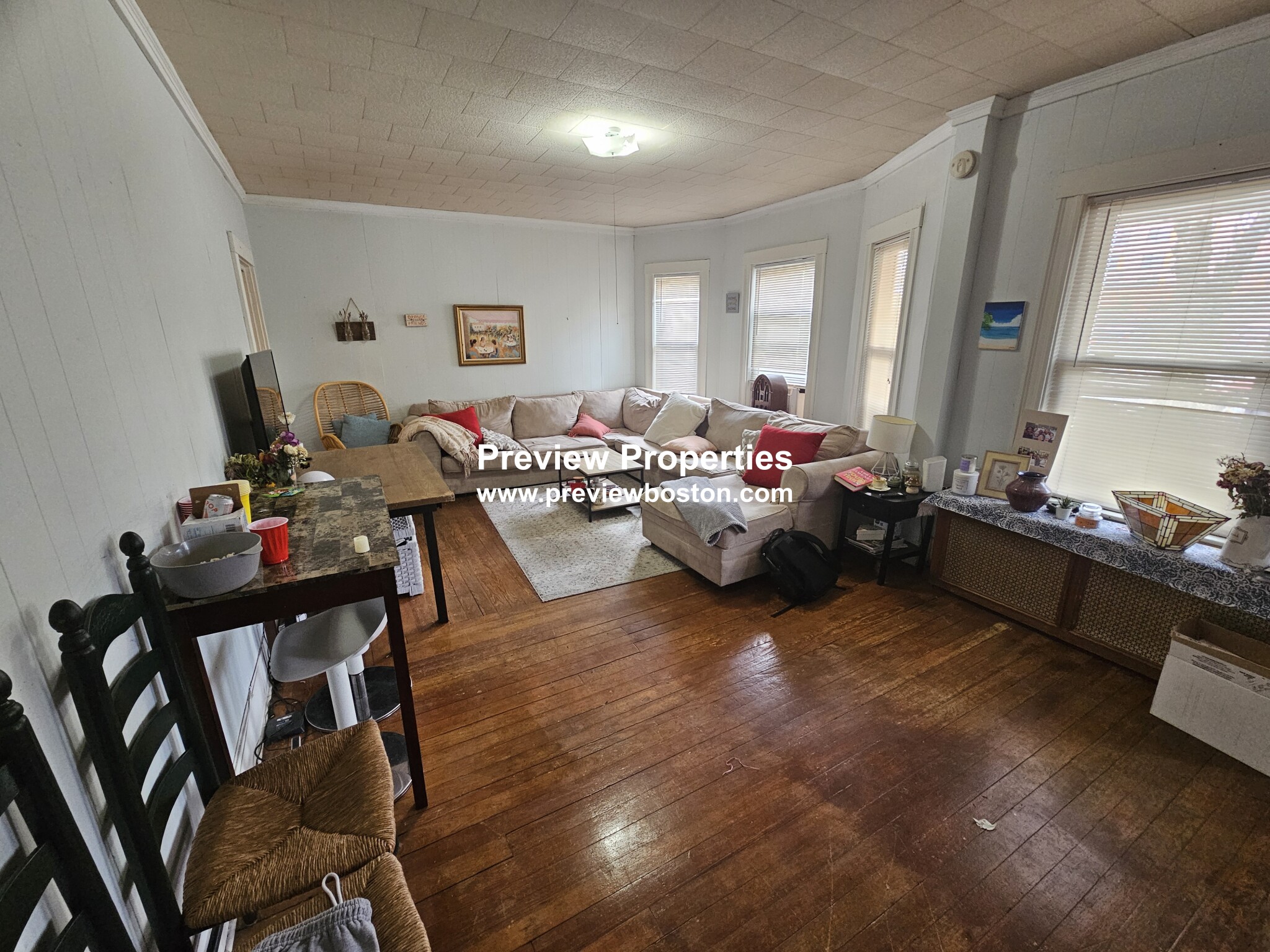 2 bed, 1 bath apartment for rent at 95 Wallingford Rd, Brighton — photo 4 of 15
