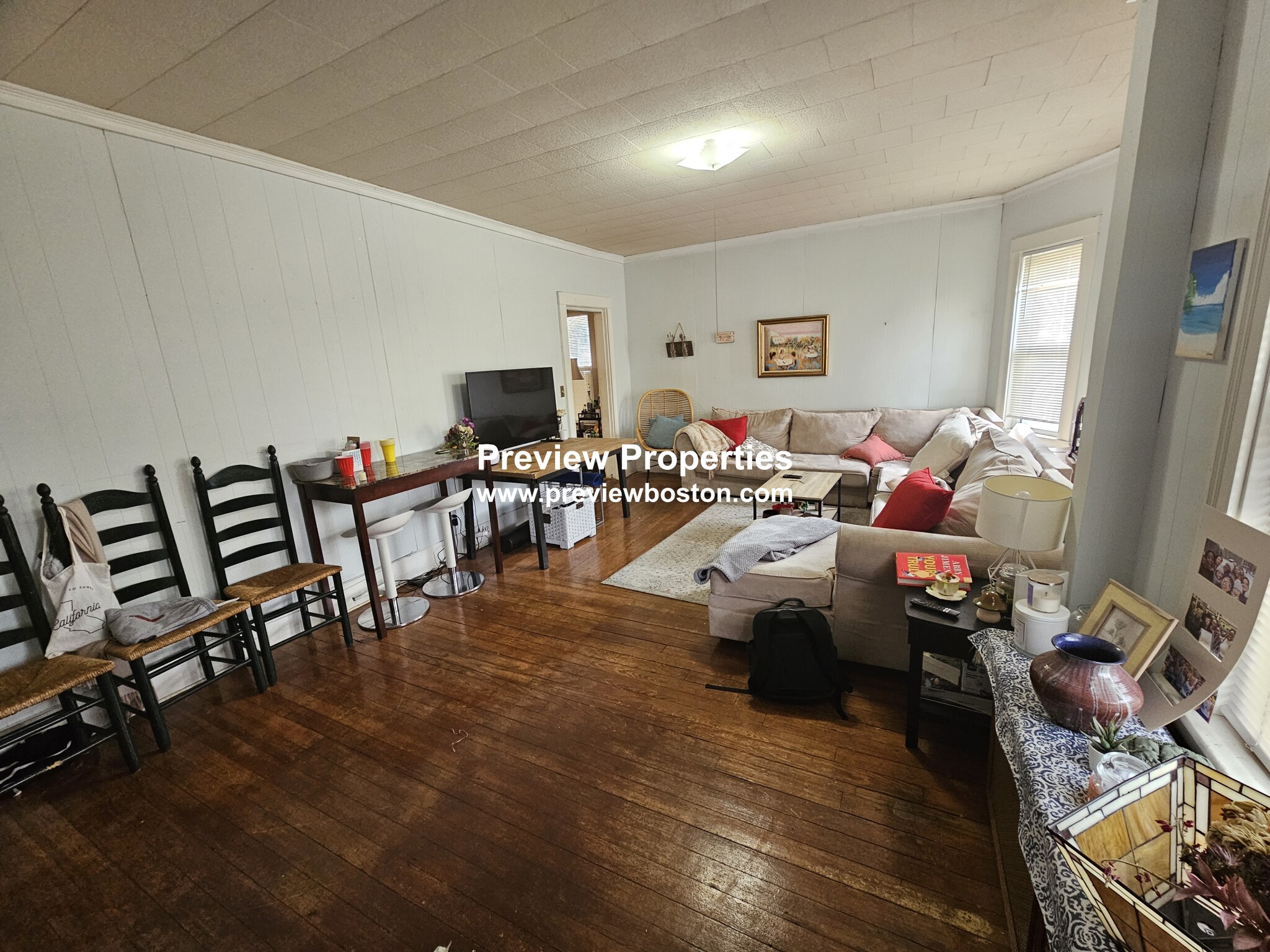 2 bed, 1 bath apartment for rent at 95 Wallingford Rd, Brighton — photo 3 of 15