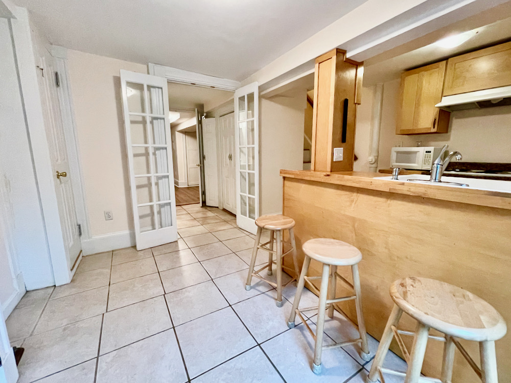 2 bed, 2 bath apartment for rent at 95 West Cedar St Unit 1, Beacon Hill — photo 13 of 21