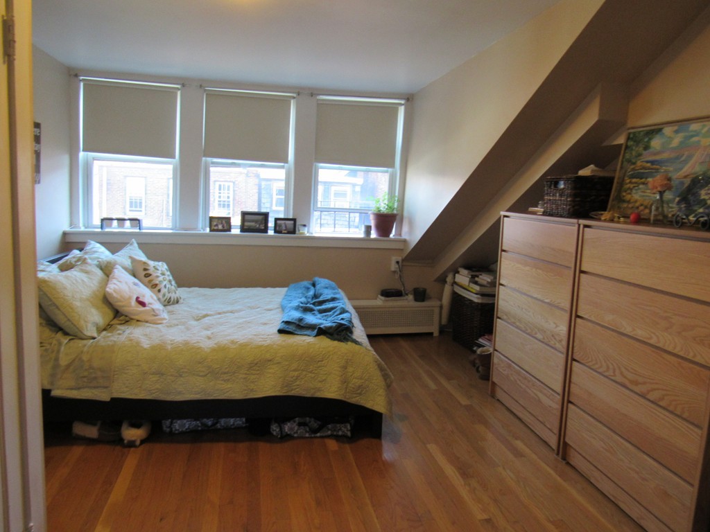 1 bed, 1 bath apartment for rent at 95 West Cedar St Unit 4, Beacon Hill — photo 5 of 6