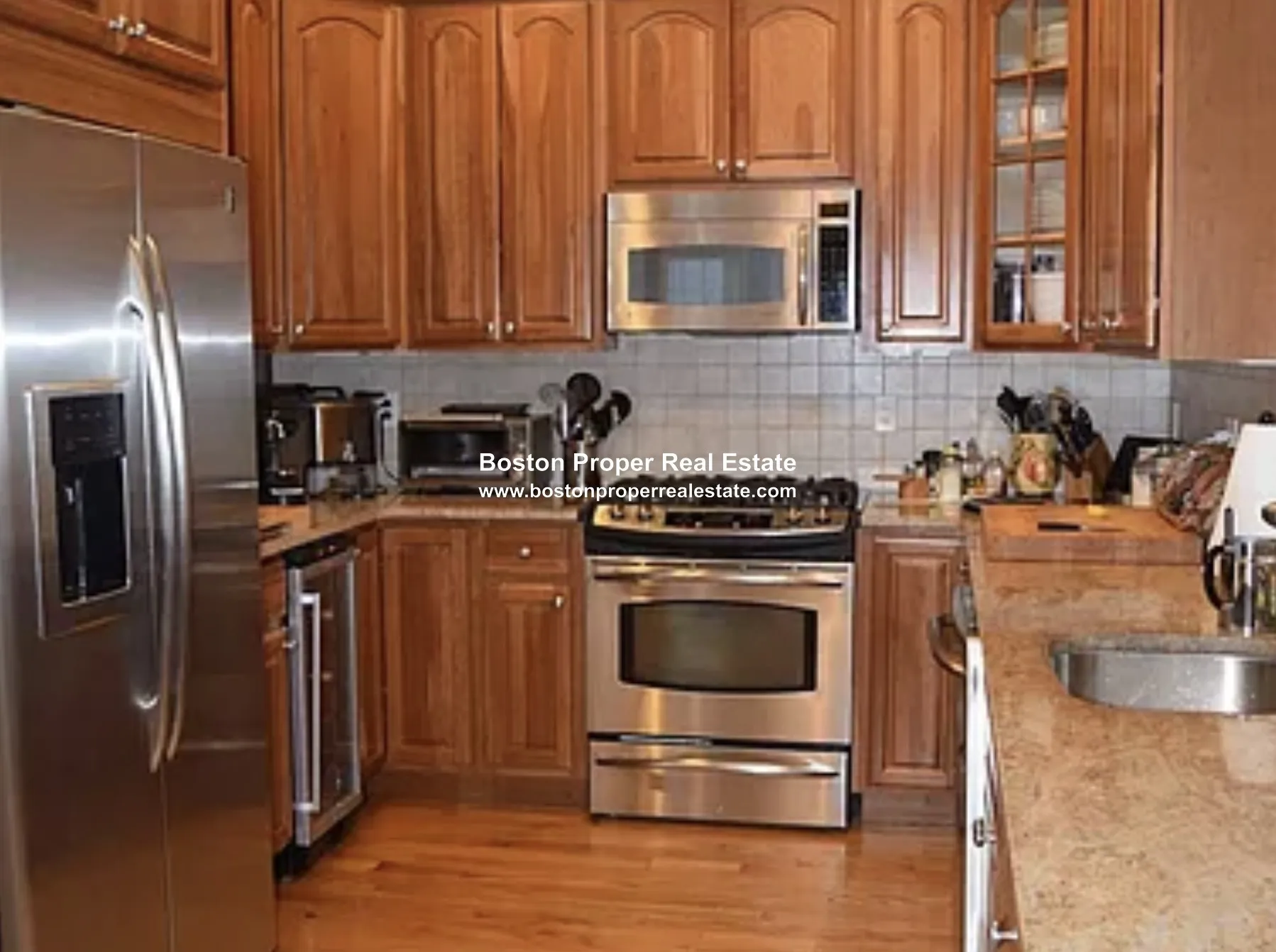 2 bed, 2.5 bath apartment for rent at 95 7th St Unit 3, South Boston — photo 2 of 9