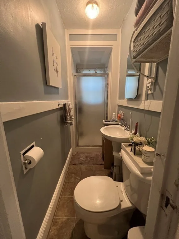 3 bed, 2 bath apartment for rent at 95 Westbourne Ter Unit 1, Corey Hill — photo 4 of 27