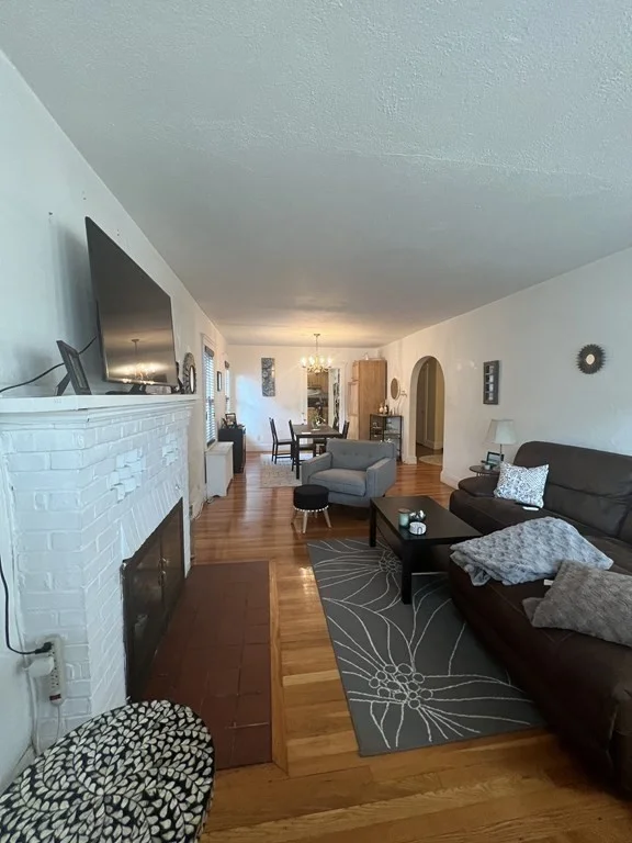 3 bed, 2 bath apartment for rent at 95 Westbourne Ter Unit 1, Corey Hill — photo 7 of 27