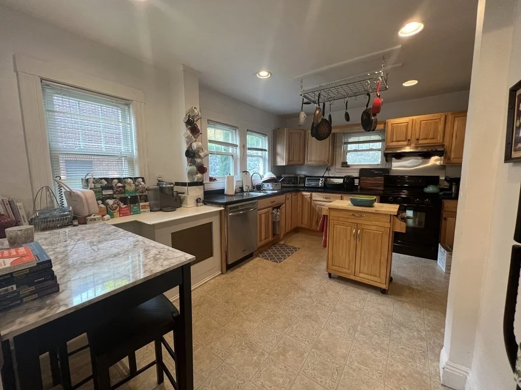3 bed, 2 bath apartment for rent at 95 Westbourne Ter Unit 1, Corey Hill — photo 1 of 27
