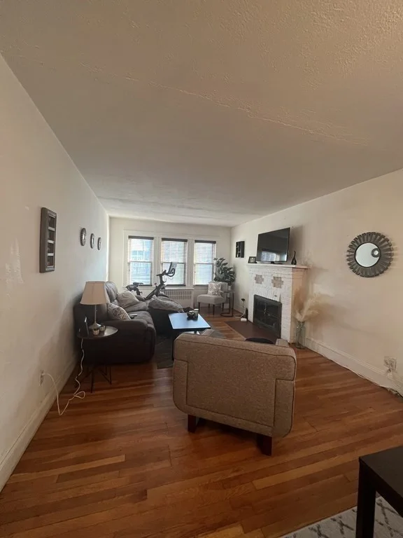 3 bed, 2 bath apartment for rent at 95 Westbourne Ter Unit 1, Corey Hill — photo 6 of 27