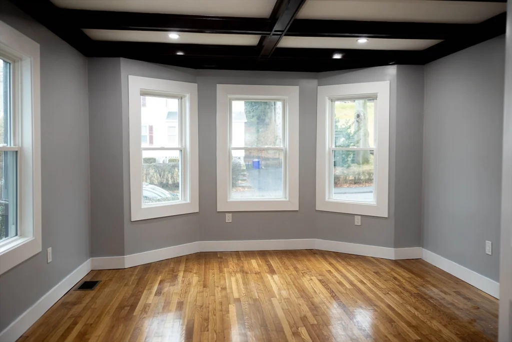 3 bed, 1 bath apartment for rent at 95 Williams Ave Unit 1, Hyde Park — photo 8 of 15
