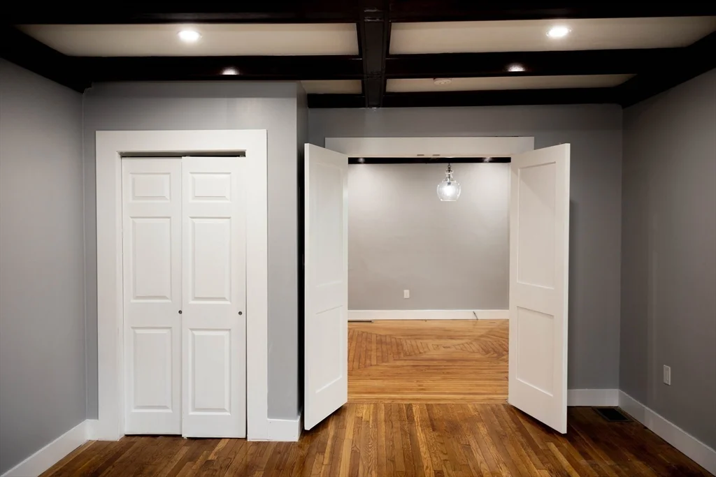 3 bed, 1 bath apartment for rent at 95 Williams Ave Unit 1, Hyde Park — photo 10 of 15
