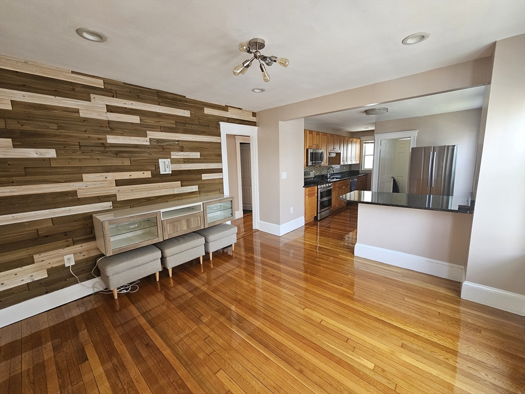 3 bed, 1 bath apartment for rent at 95 Wilmington Ave Unit 1A, Dorchester — photo 5 of 14