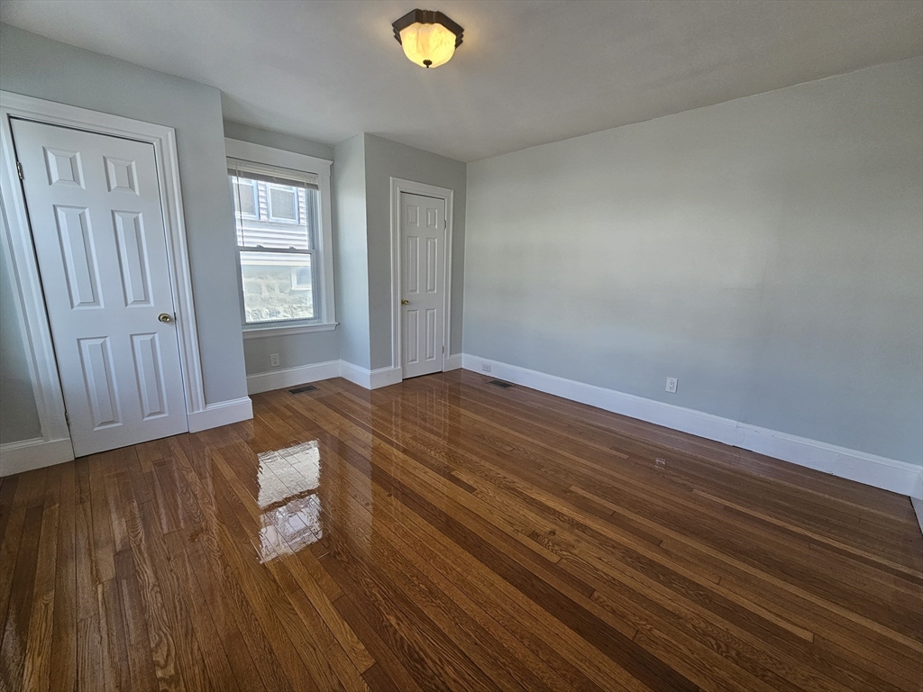 3 bed, 1 bath apartment for rent at 95 Wilmington Ave Unit 1A, Dorchester — photo 12 of 14