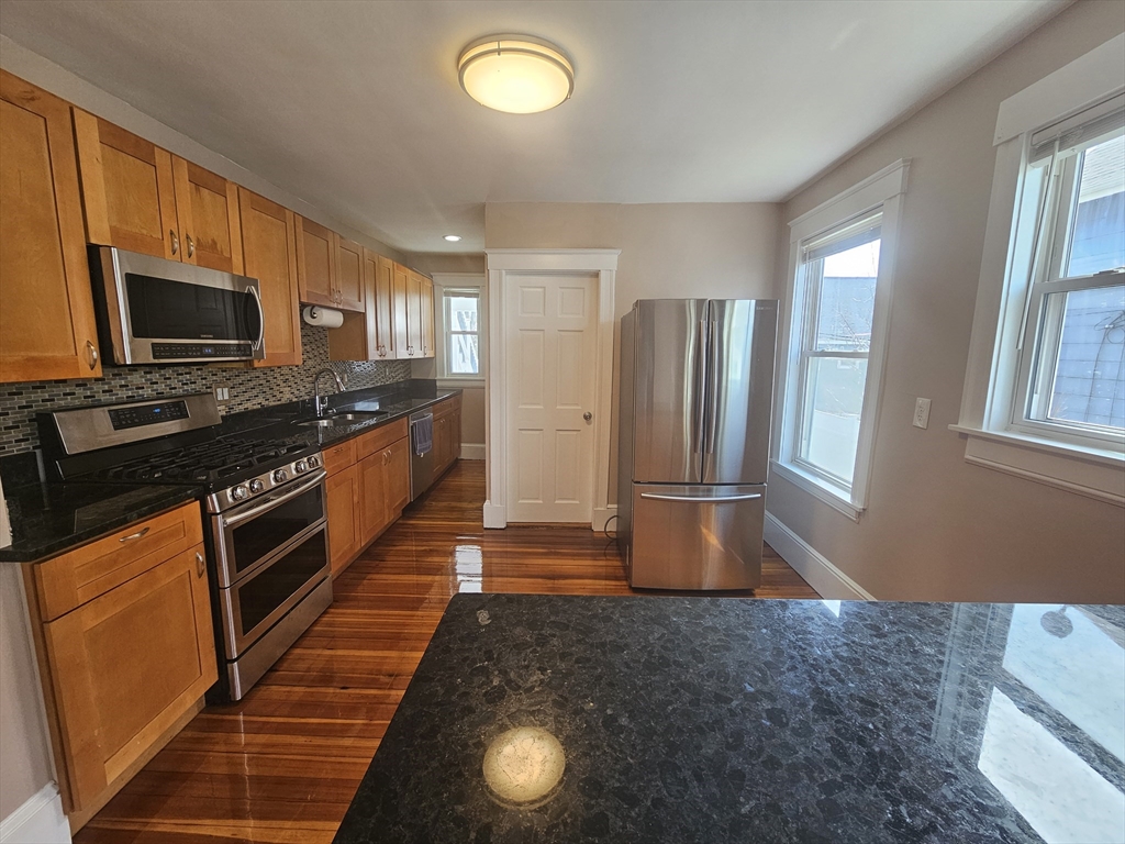 3 bed, 1 bath apartment for rent at 95 Wilmington Ave Unit 1A, Dorchester — photo 13 of 14