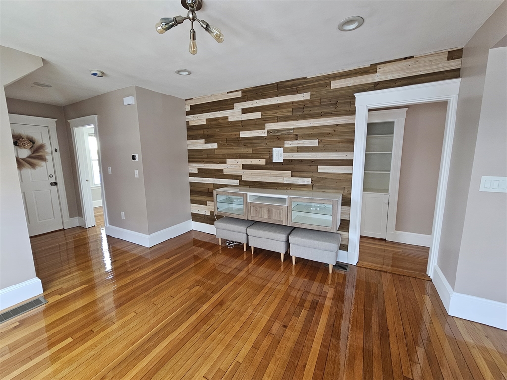 3 bed, 1 bath apartment for rent at 95 Wilmington Ave Unit 1A, Dorchester — photo 7 of 14