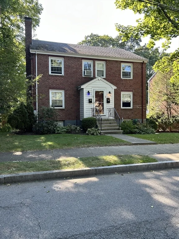 1 bed, 1 bath apartment for rent at 95 Withington Rd Unit 1B, Newton — photo 1 of 6
