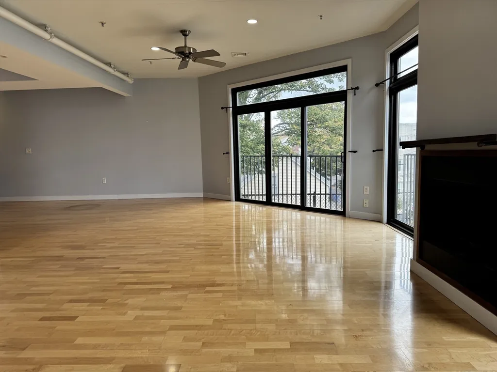 1 bed, 1 bath apartment for rent at 950 Dorchester Ave Unit 304, Dorchester — photo 10 of 41
