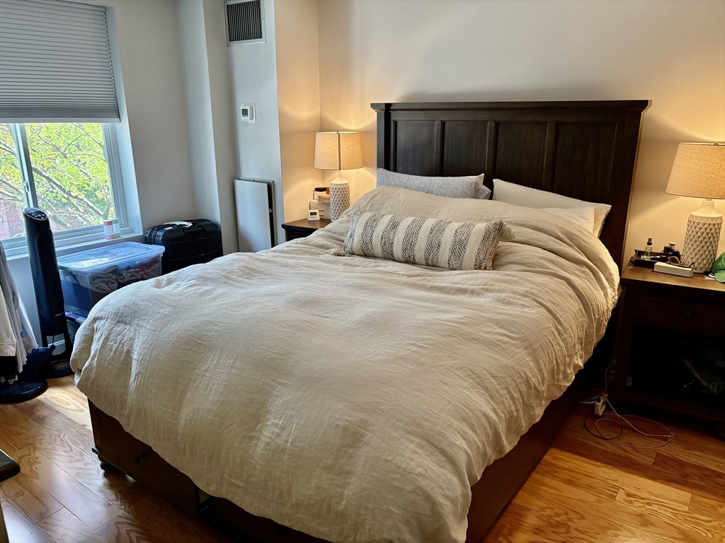 2 bed, 1 bath apartment for rent at 950 Massachusetts Ave Unit 318, Riverside — photo 6 of 13