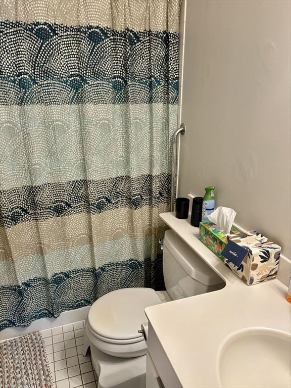 2 bed, 1 bath apartment for rent at 950 Massachusetts Ave Unit 318, Riverside — photo 8 of 13