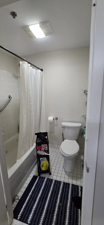 2 bed, 1 bath apartment for rent at 950 Massachusetts Ave Unit 506, Riverside — photo 31 of 35